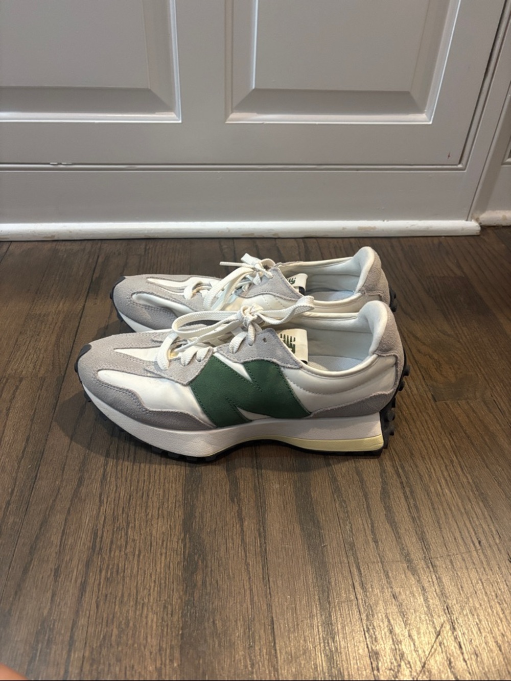 New Balance Women’s Shoes 327